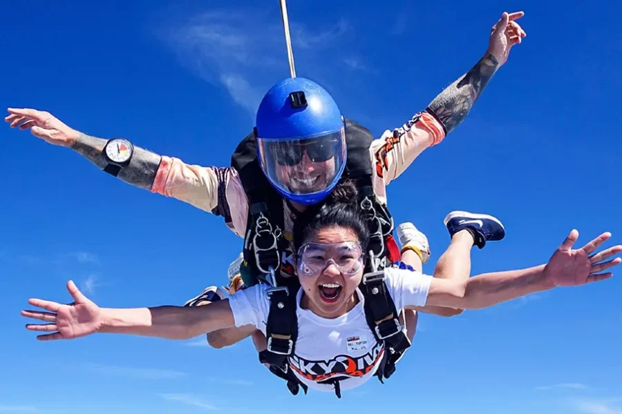 Thailand travel Pattaya skydiving experience [hotel transfer + one-on-one instructor